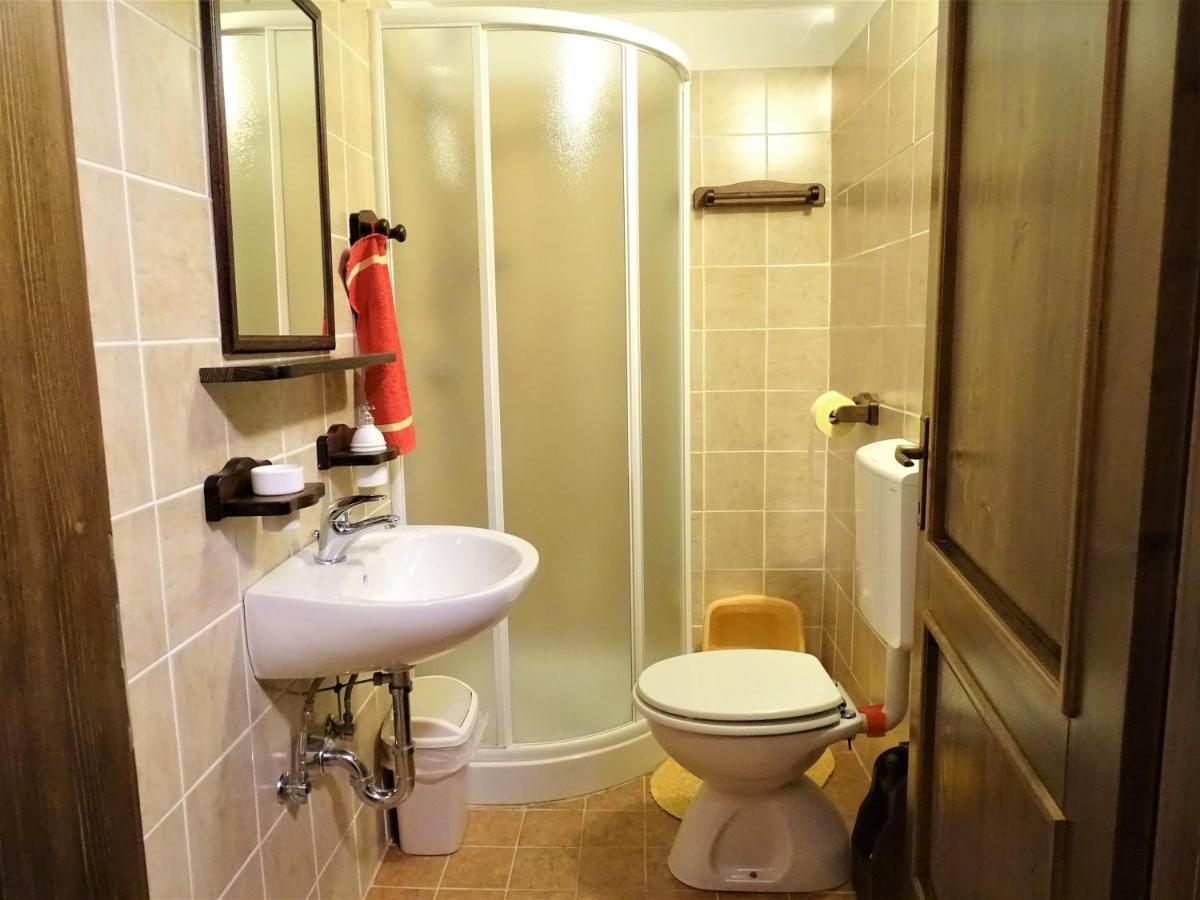 Apartmaji Pr-Gujlu Sela Nad Podmelcem 5220 Tolmin Podmelec Dış mekan fotoğraf